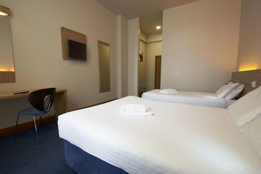 Travelodge Derry Экстерьер фото