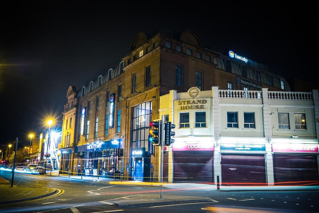 Travelodge Derry Экстерьер фото