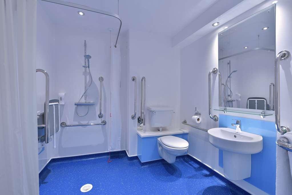 Travelodge Derry Номер фото